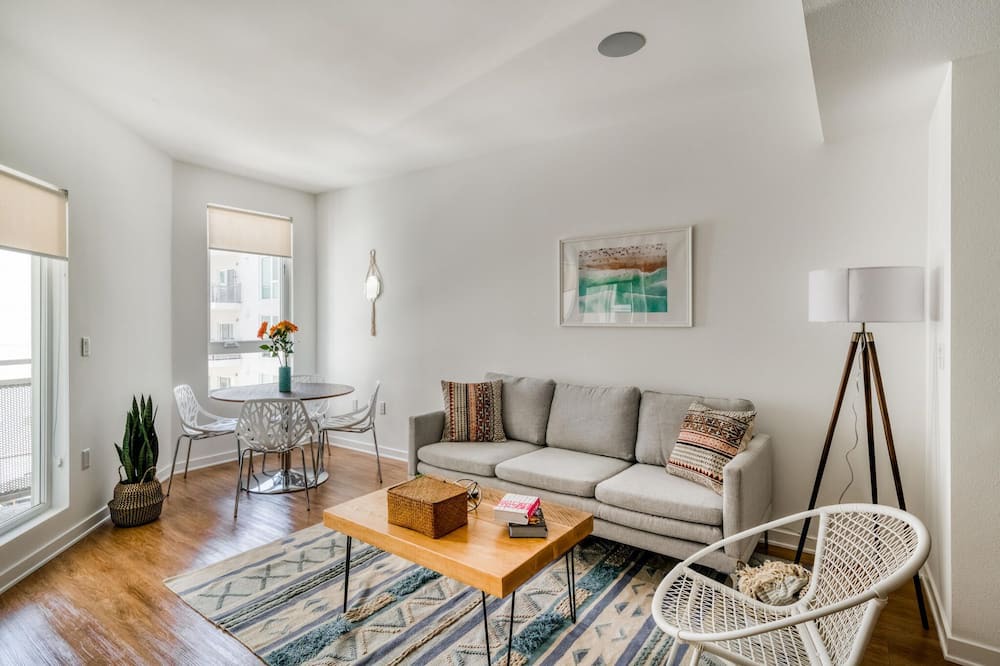 Photo of Livingroom in Glendale