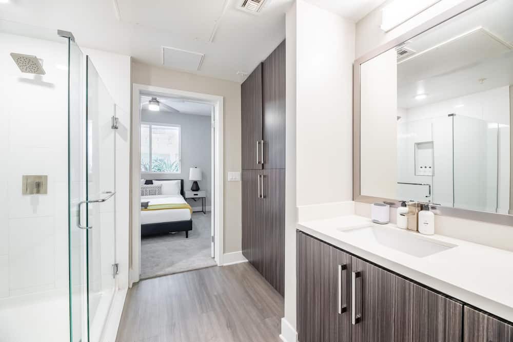 Photo of Bathroom in Airport Area