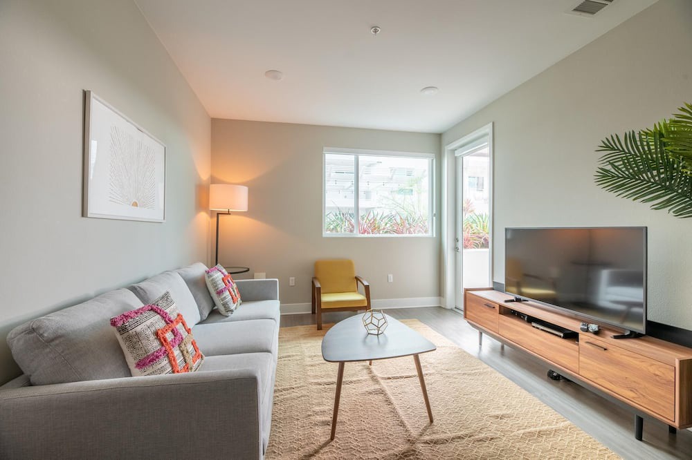 Photo of Livingroom in Airport Area