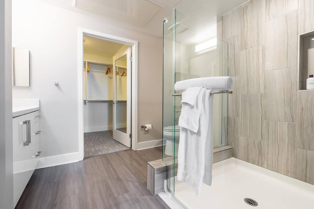 Photo of Bathroom in Airport Area