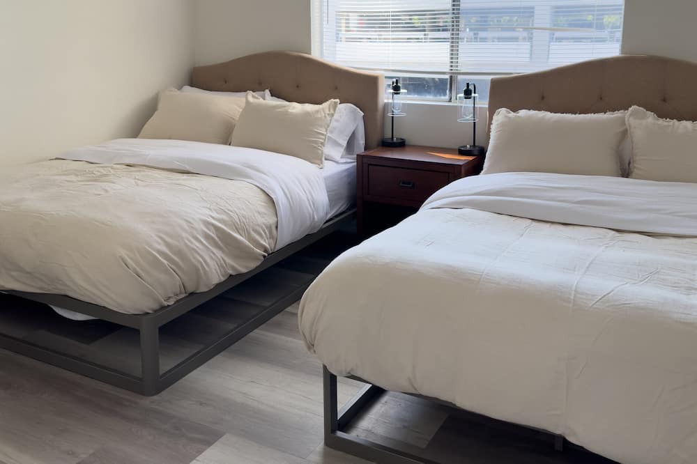 Photo of Bedroom in Anaheim Colony Historic District