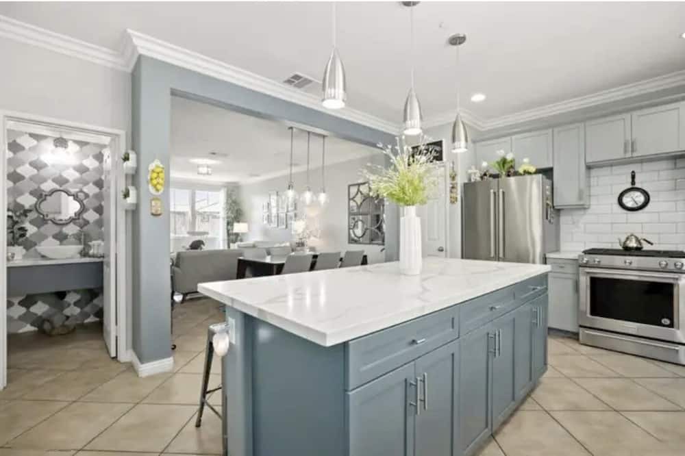 Photo of Kitchen in Sky Ranch