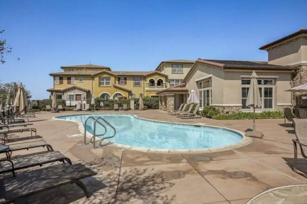 Photo of Outdoor in Sky Ranch