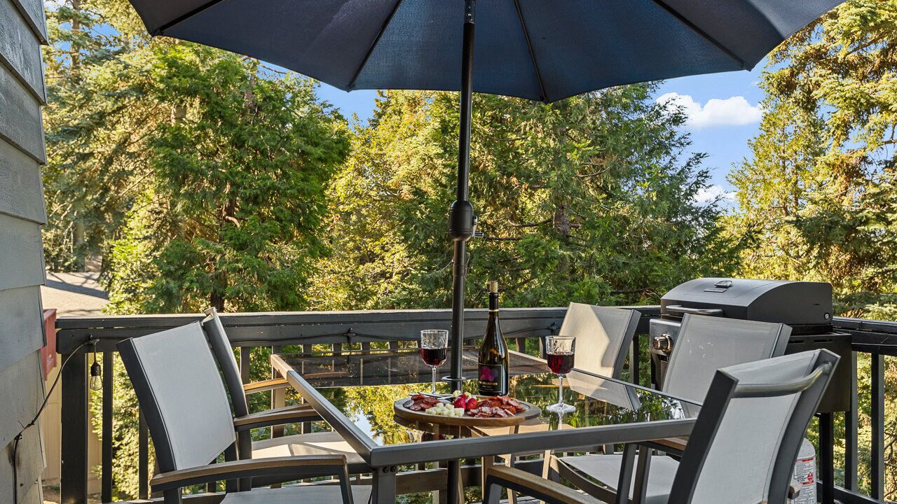 Photo of Outdoor in Arrowhead Villas