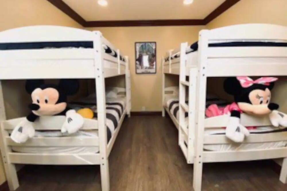 Photo of Bedroom in Rowland Heights