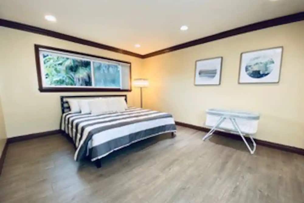 Photo of Bedroom in Rowland Heights