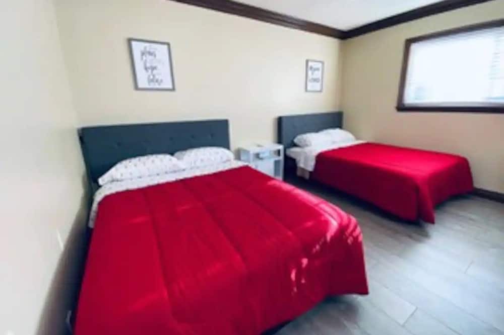 Photo of Bedroom in Rowland Heights