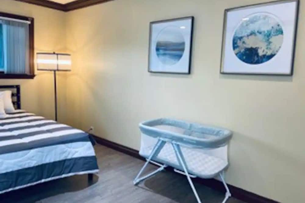 Photo of Bedroom in Rowland Heights