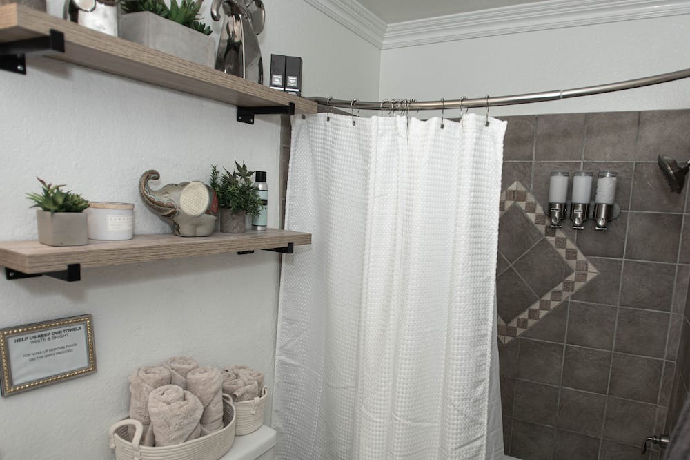 Photo of Bathroom in Azusa