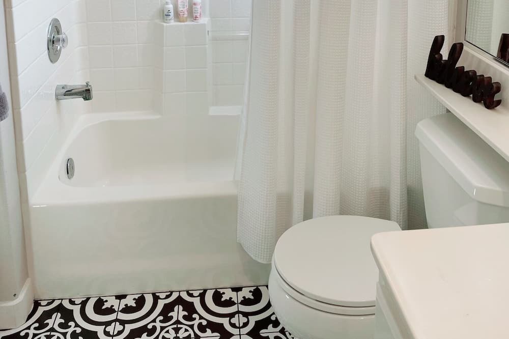 Photo of Bathroom in Rancho Santa Margarita