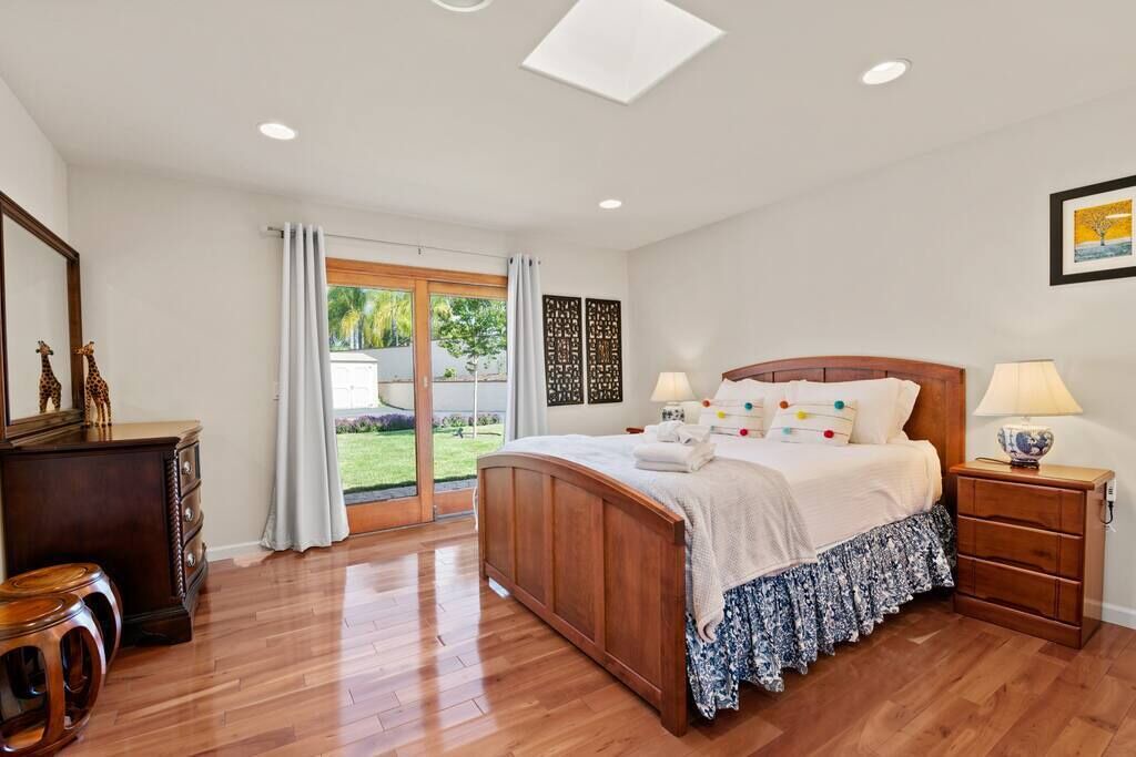 Photo of Bedroom in Lake Hodges
