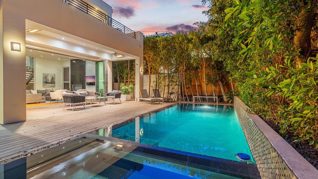 Photo of Outdoor in La Brea