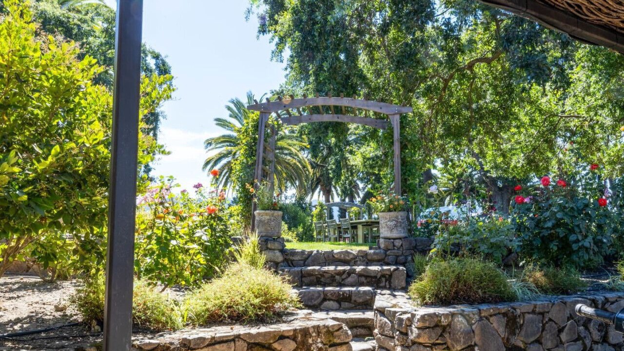 Photo of Outdoor in Oakville