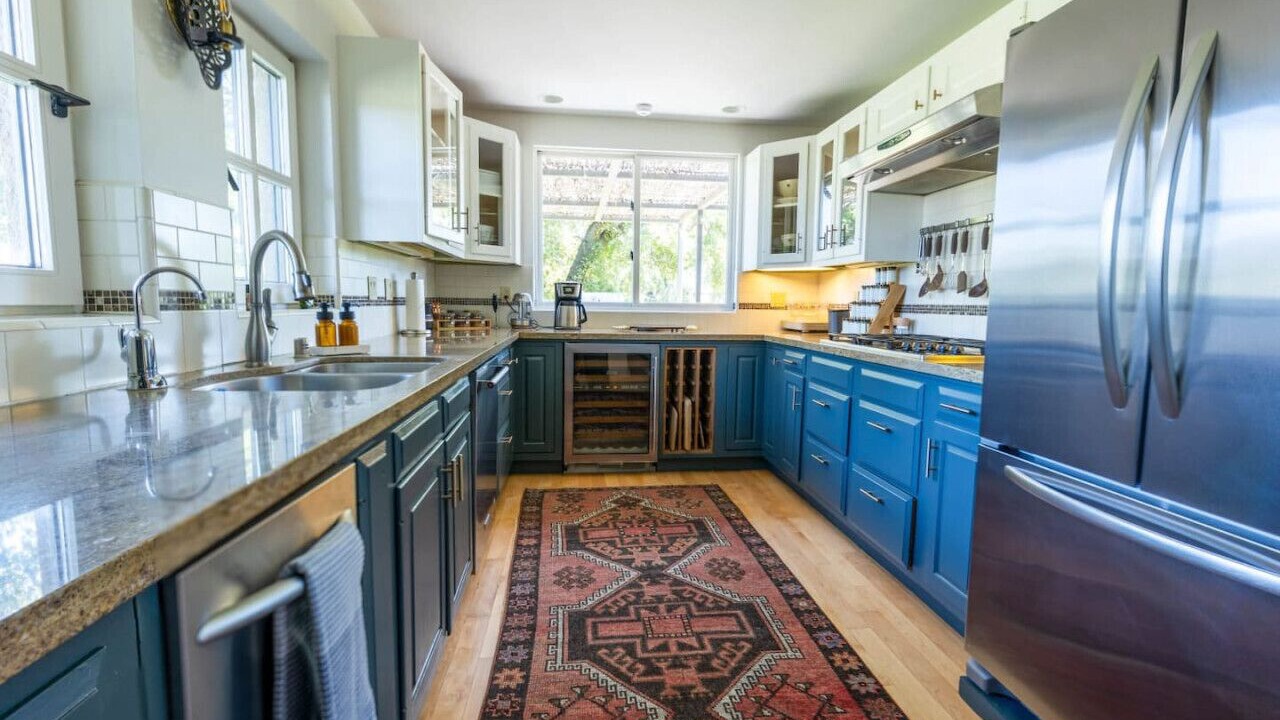 Photo of Kitchen in Oakville