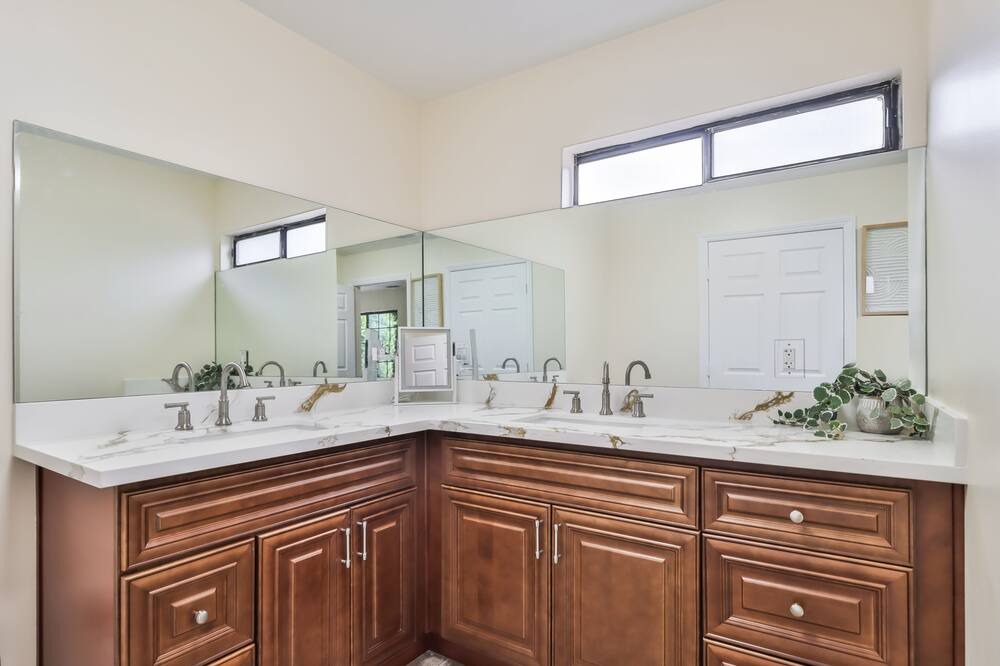 Photo of Bathroom in Simi Valley
