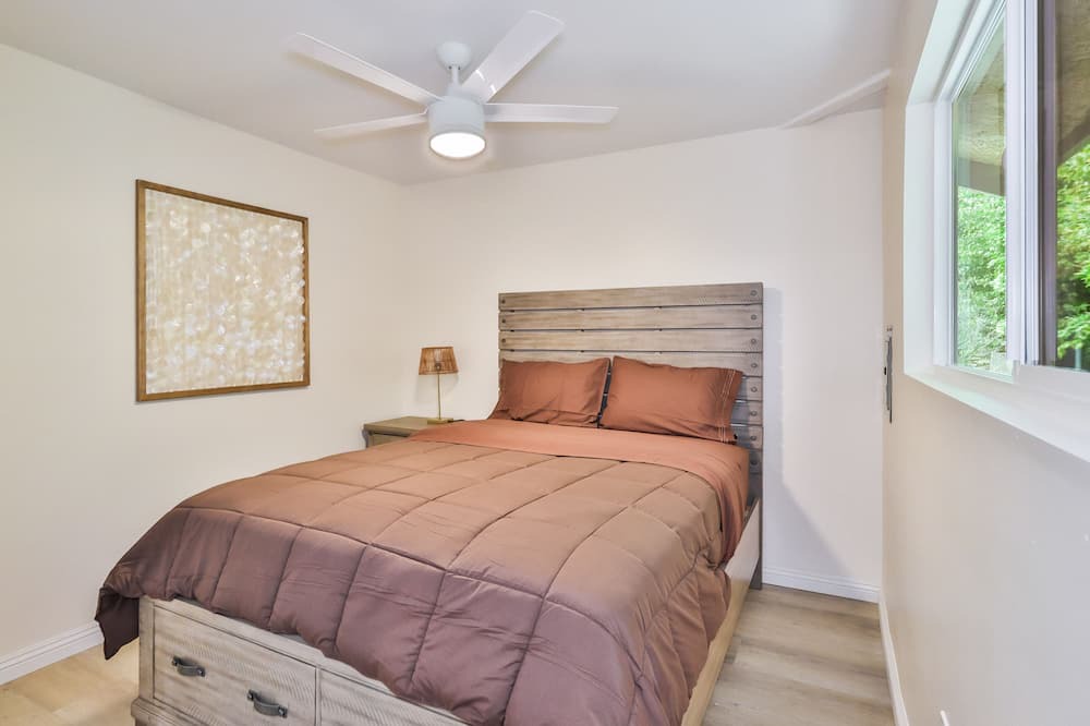 Photo of Bedroom in Simi Valley