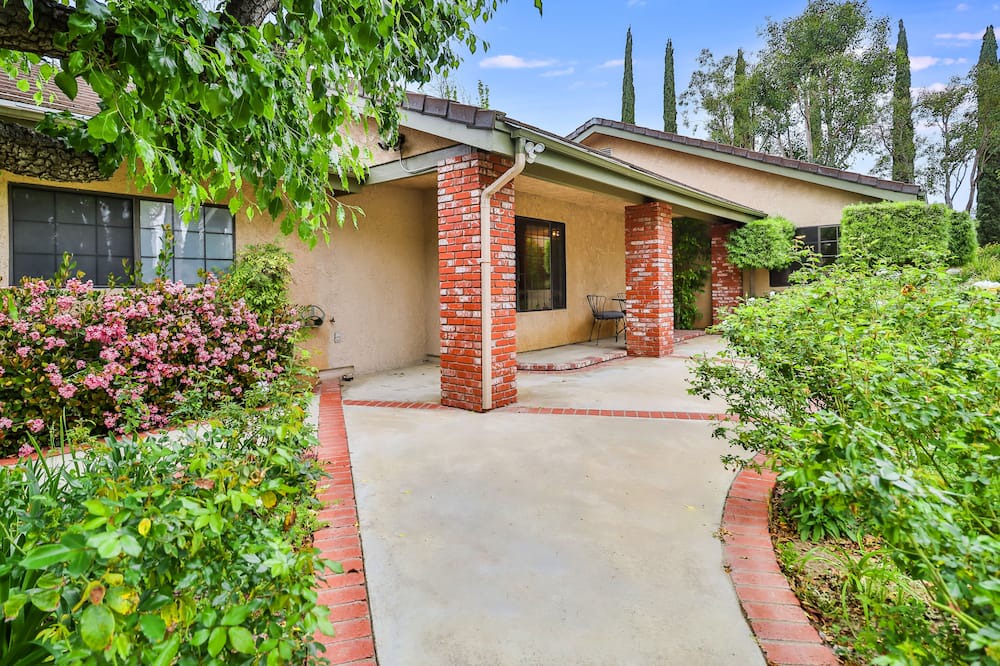 Photo of Outdoor in Simi Valley
