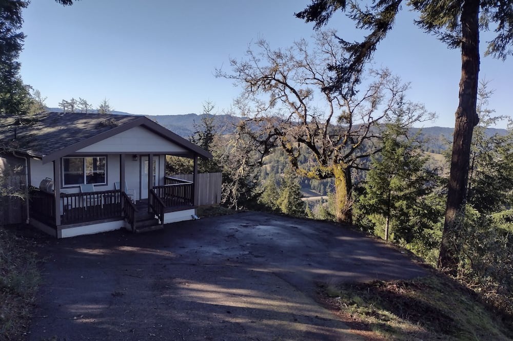 Photo of Outdoor in Benbow