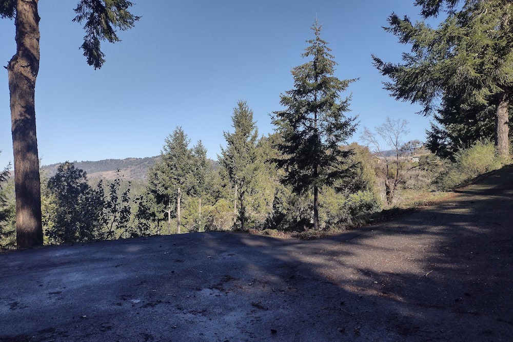 Photo of Outdoor in Benbow