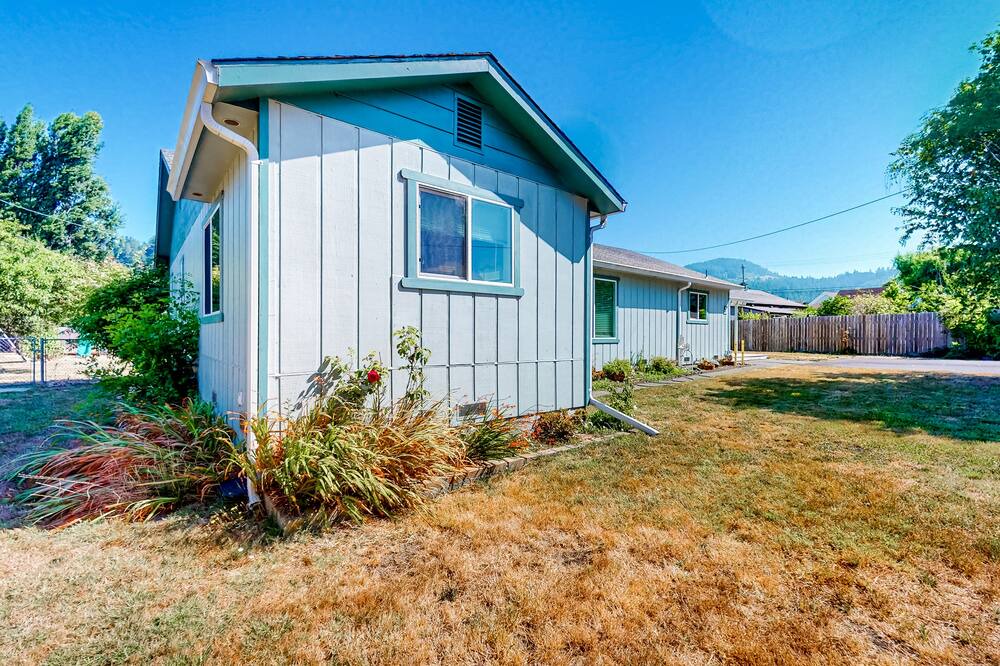 Photo of Outdoor in Blue Lake