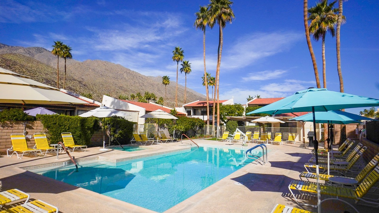 Photo of Outdoor in Canyon Corridor