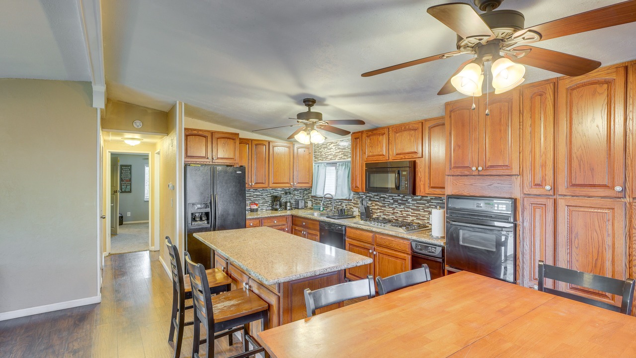 Photo of Kitchen in Pumpkin Center