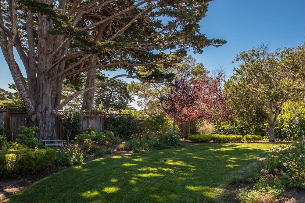 Photo of Outdoor in Hatton Fields