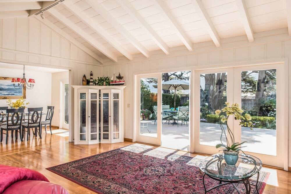 Photo of Livingroom in Hatton Fields