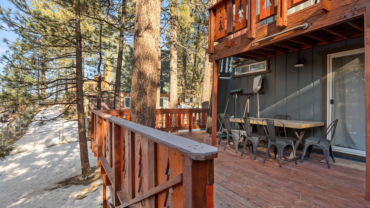 Photo of Outdoor in Moonridge
