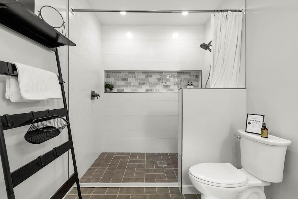 Photo of Bathroom in Northridge