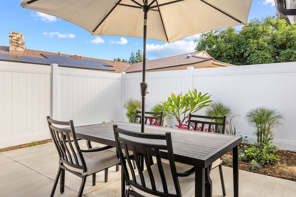 Photo of Outdoor in Northridge