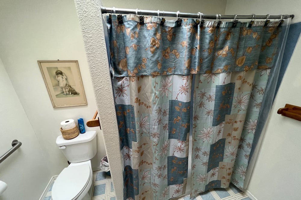 Photo of Bathroom in Honcut