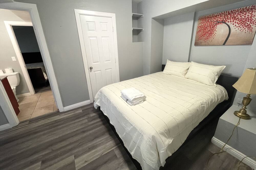 Photo of Bedroom in Arcadia