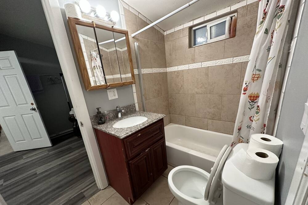 Photo of Bathroom in Arcadia