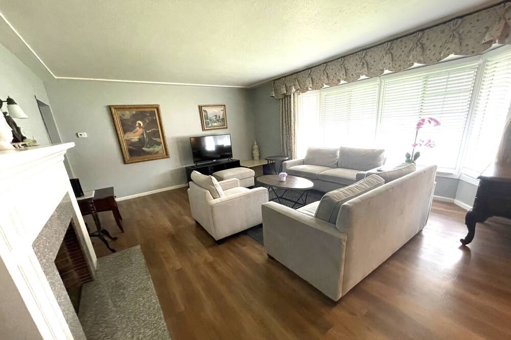 Photo of Livingroom in Arcadia