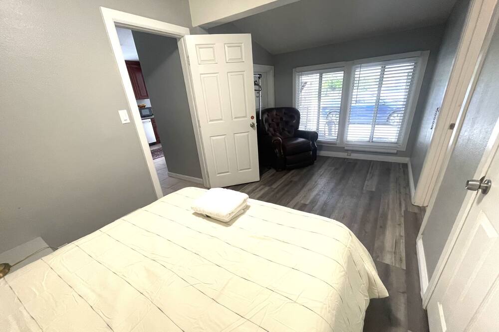 Photo of Bedroom in Arcadia
