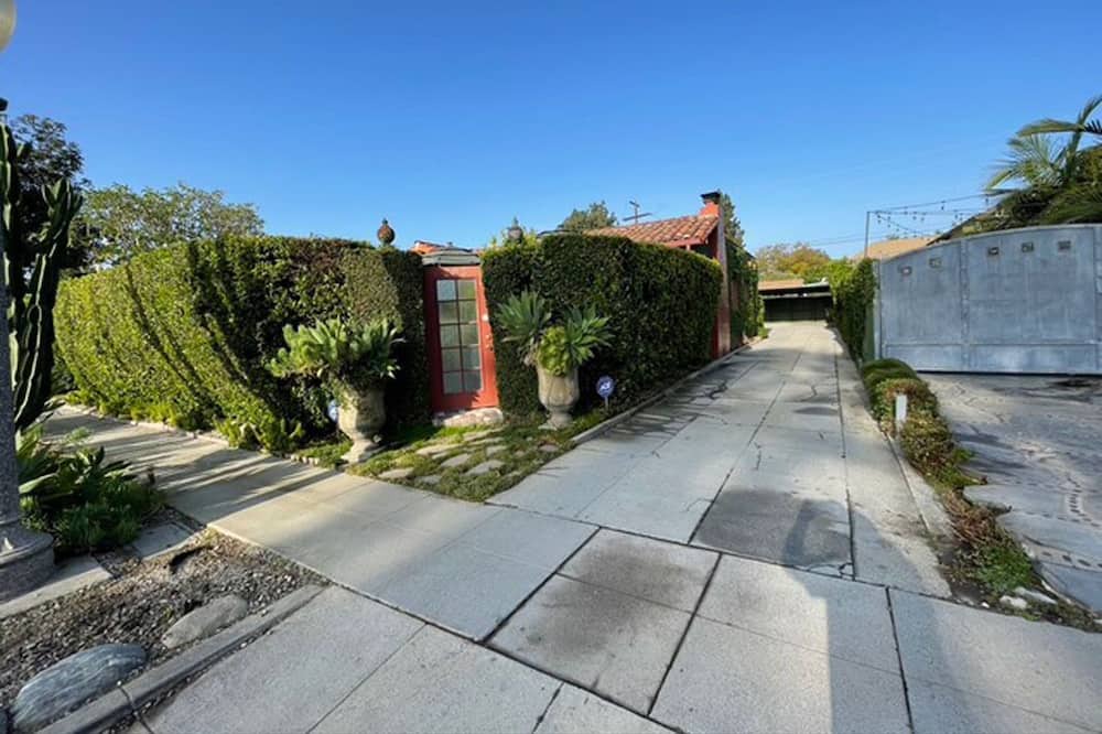 Photo of Outdoor in Lamanda Park