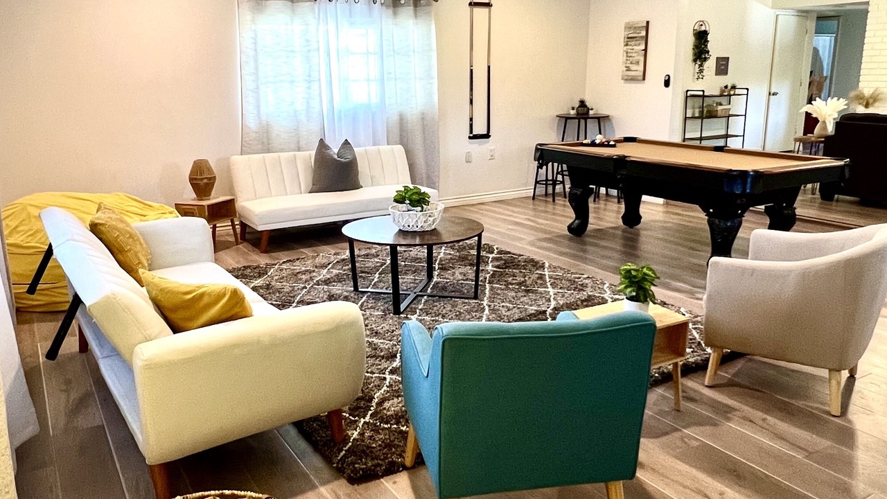 Photo of Livingroom in Arlington South