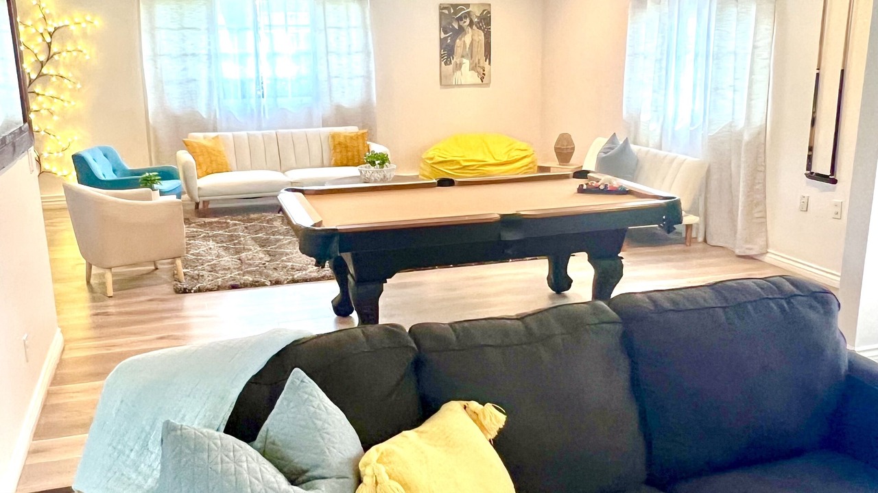 Photo of Livingroom in Arlington South