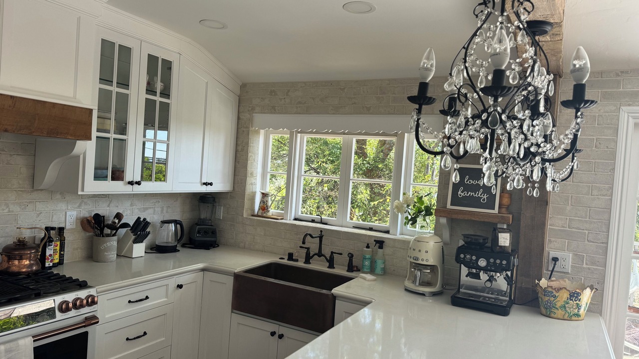 Photo of Kitchen in Altadena