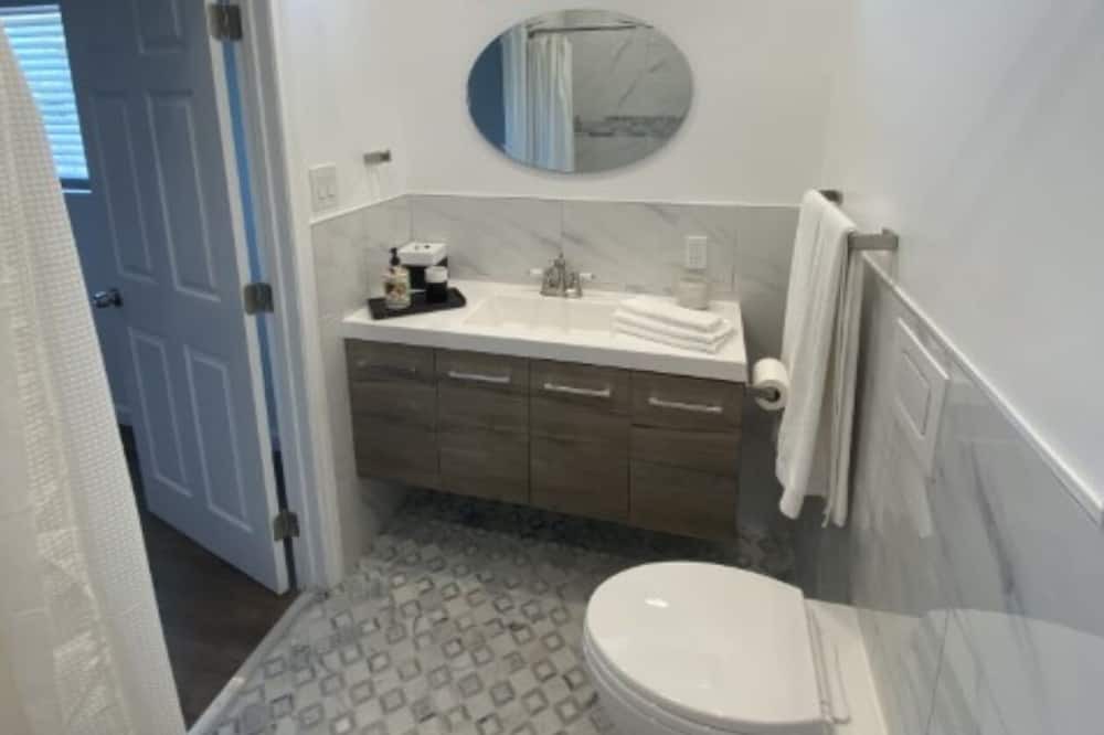 Photo of Bathroom in Buena Park