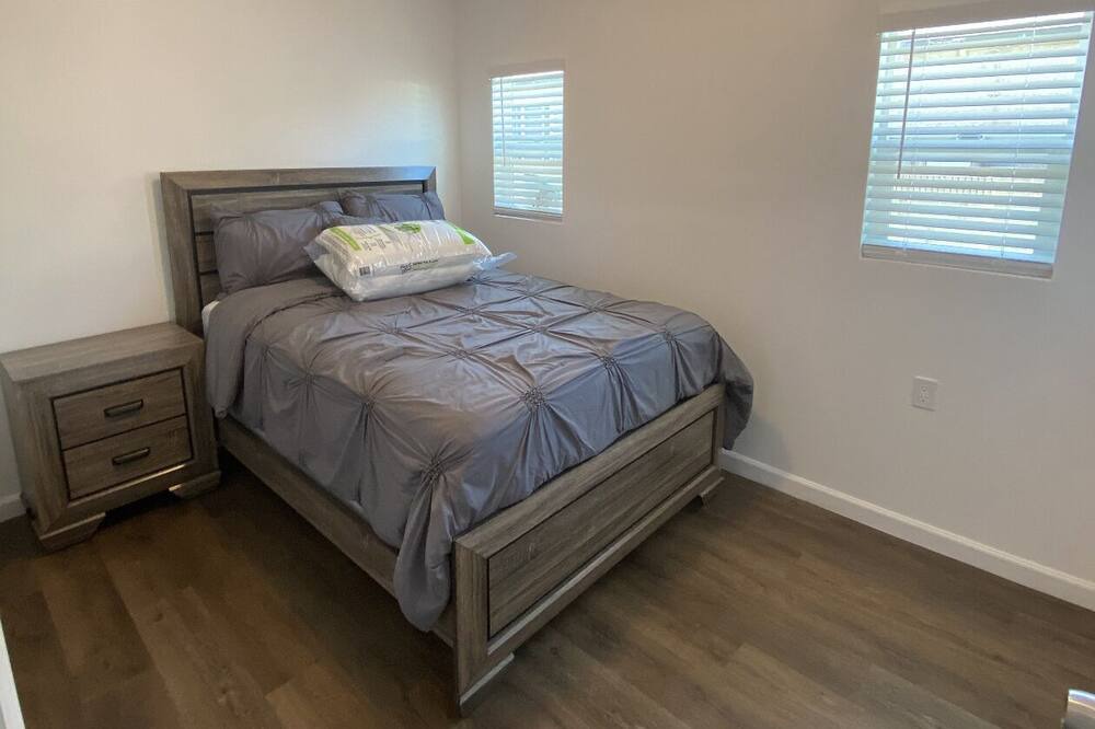 Photo of Bedroom in Buena Park