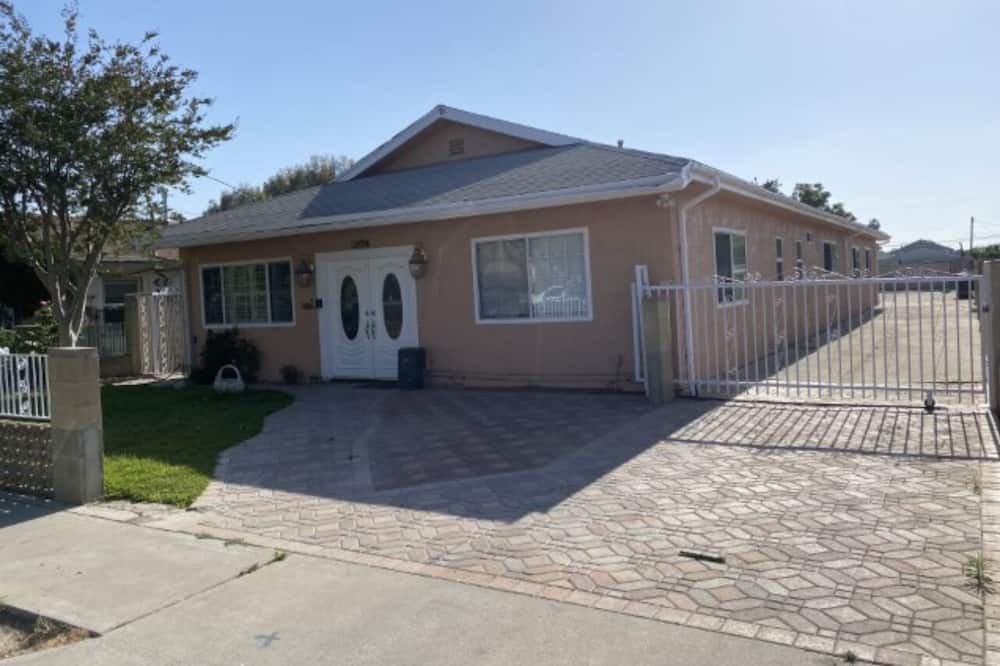 Photo of Outdoor in Buena Park
