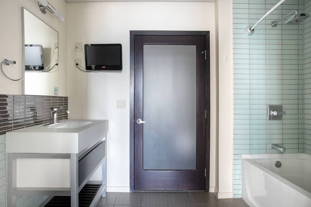 Photo of Bathroom in City West