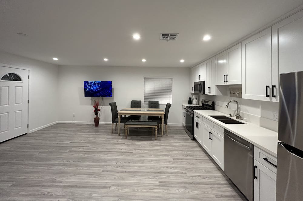 Photo of Kitchen in Northridge