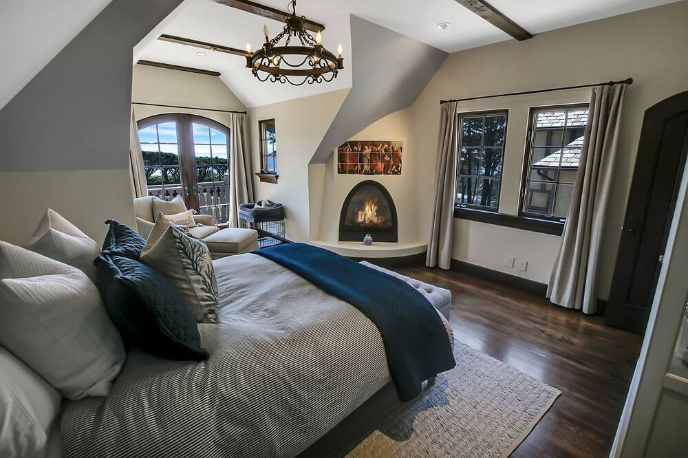 Photo of Others in Carmel Highlands