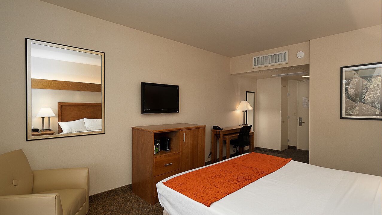 Photo of Bedroom in Pomona