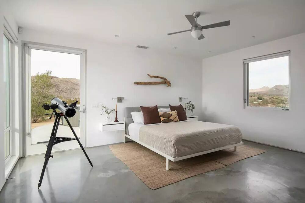 Photo of Bedroom in Joshua Tree