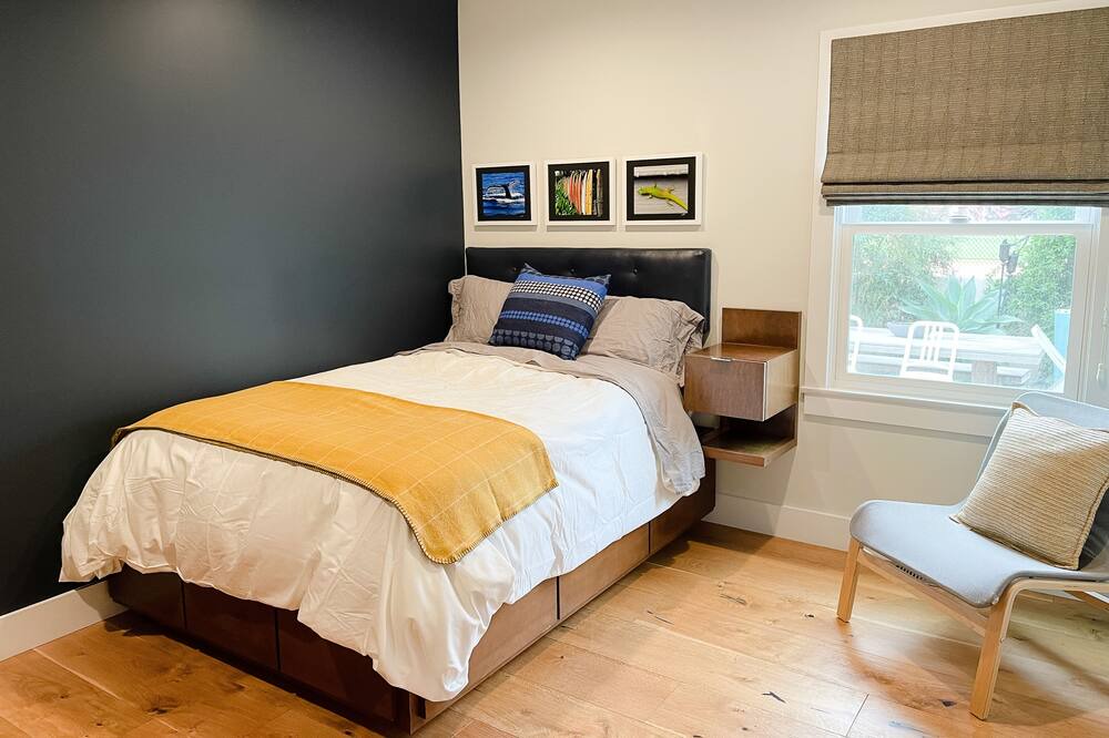 Photo of Bedroom in Manhattan Heights