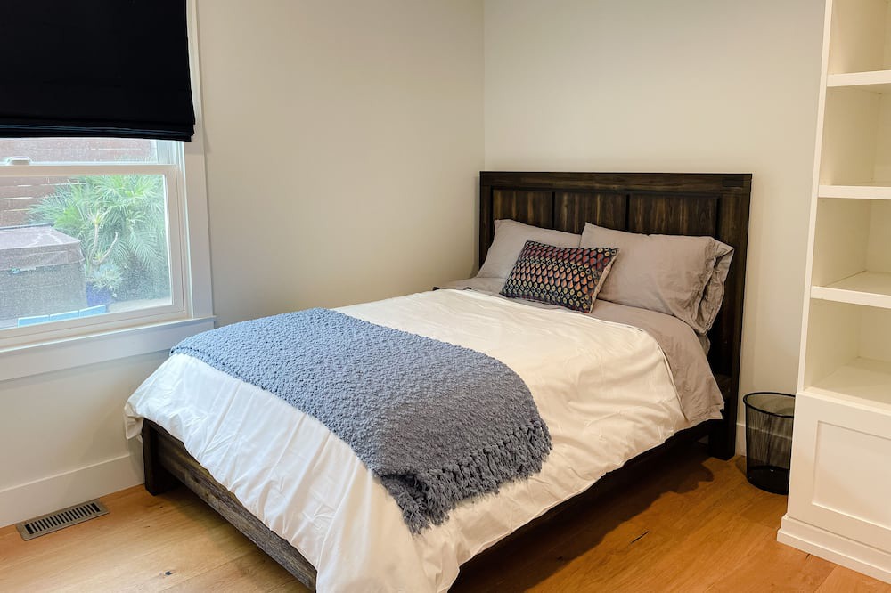 Photo of Bedroom in Manhattan Heights